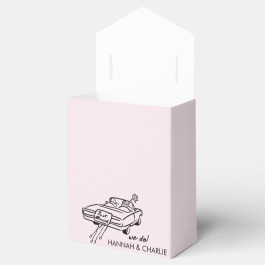 Getaway auto schets bruiloft bedankdoosjes (Geopend)