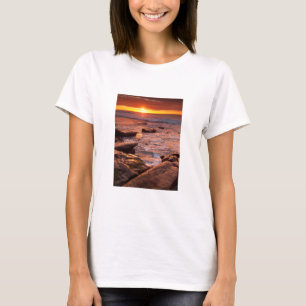 Getijdenpoelen bij zonsondergang, Californië T-shirt