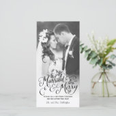 Getrouwd en vrolijk handgeschreven witte feestdage feestdagenkaart (Staand voorkant)