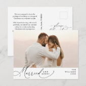 Getrouwd en Vrolijk Modern Script Foto Vakantie Briefkaart (Voorkant / Achterkant)