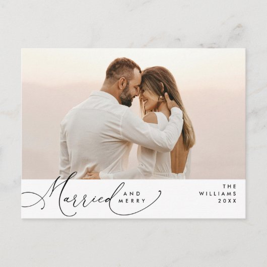Getrouwd en Vrolijk Modern Script Foto Vakantie Briefkaart (Voorkant)