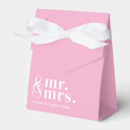 Getrouwd paar bruiloft repetitie diner bedankdoosjes