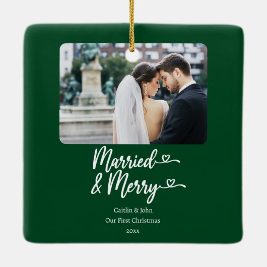 Getrouwd Vrolijke Passen getrouwd 1e Kerstmis Groe Keramisch Ornament (Achterkant)