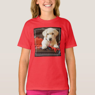 Getty Afbeeldingen   Puppy op een sofa T-shirt