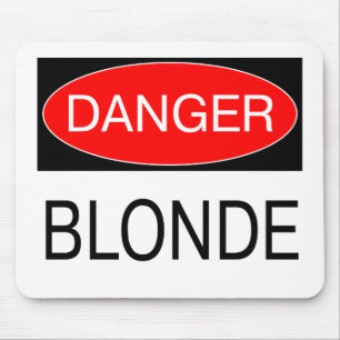 Gevaar - Blond Grappige Grap T-Shirt Mok Hoed Scho Muismat