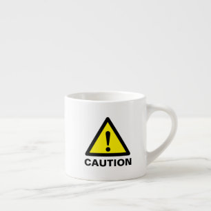 Gevaarlijke waarschuwingsgele waarschuwingsbord vo espresso kop