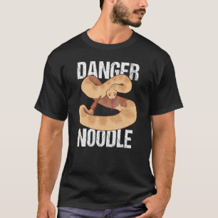 Gevaarlijke warboel voor slang t-shirt