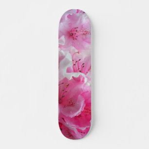 Gevallen roze bloesems skateboard