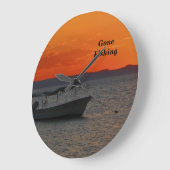 Gevist boot bij Sunset Clock, Large Round Grote Klok (Hoek)