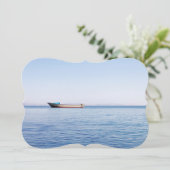 Gevist boot in een rustig zee kaart (Staand voorkant)