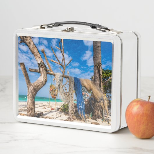 Gevist netten die op het strand drogen (In situ)