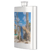 Gevist netten die op het strand drogen flacon (Links)