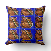 Geviste Creel Pillow