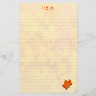Gevoerde monogram herfst laat persoonlijk schrijve briefpapier