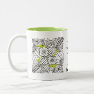 Gewaardeerde vriendschap met abstracte bloemendood tweekleurige koffiemok