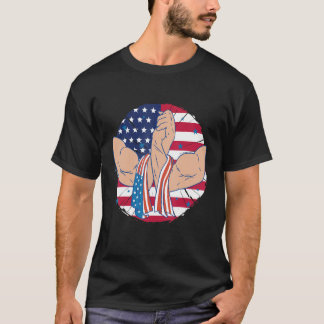 Geweldige Amerikaanse spieren schudden handen met T-shirt