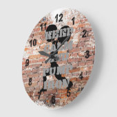 GEWELDIGE GRUNGE BRICK WALL WEIGHTLIFY GROTE KLOK (Hoek)