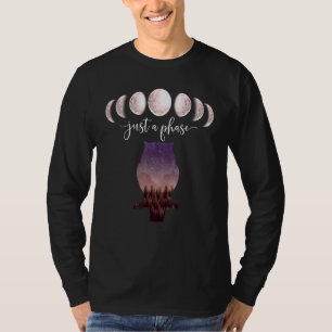 Gewoon een fase van de maan nachtuil Paarse F T-shirt