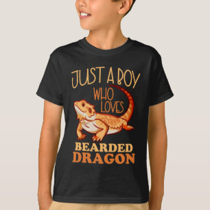 Gewoon een jongen die van een gedekte draak houdt t-shirt