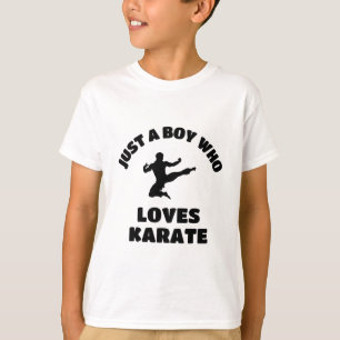 Gewoon een jongen die van karate houdt t-shirt