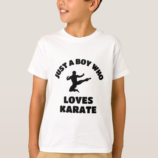 Gewoon een jongen die van karate houdt t-shirt (Voorkant)