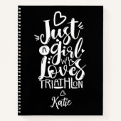 Gewoon een meisje dat houdt van triatlon zwart en  notitieboek (Voorkant)
