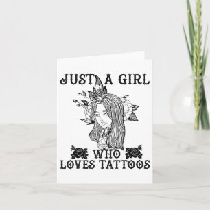 Gewoon een meisje dat tatoeages leuk vindt voor ie kaart