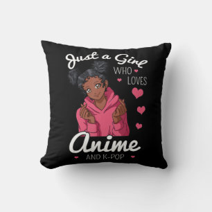 Gewoon een meisje dat van Anime houdt en Afrikaans Kussen