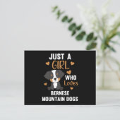 Gewoon een meisje dat van Bernese Mountain Dog Dog Briefkaart (Staand voorkant)