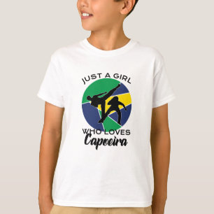 gewoon een meisje dat van Capoeira houdt T-shirt
