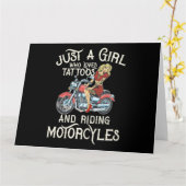 Gewoon een meisje dat van motorfietsen houdt, grap kaart (Gele Bloem)