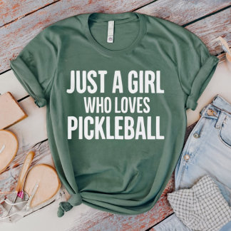 Gewoon een meisje dat van Pickleball T-shirt houdt