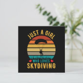 Gewoon een meisje dat van skydiving houdt (Staand voorkant)