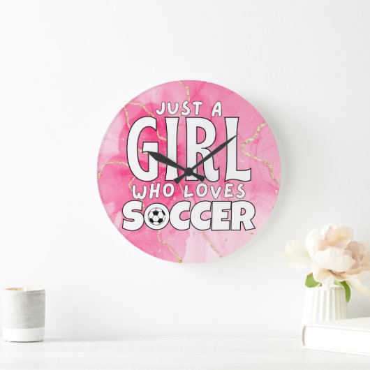 gewoon een meisje dat van voetbal houdt grote klok (Huis)