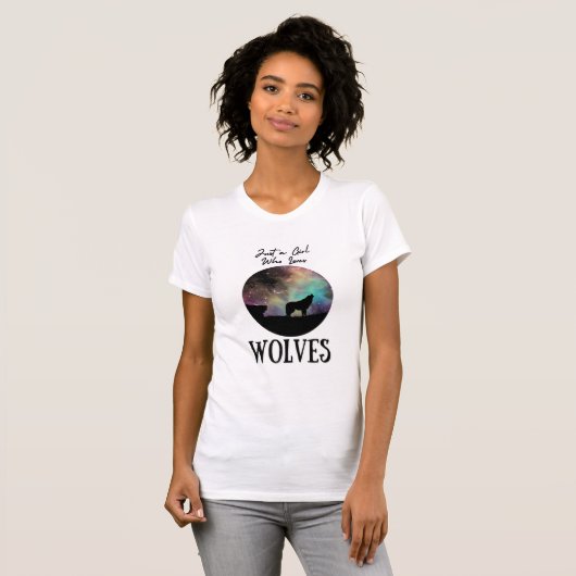 Gewoon een meisje dat van Wolven T-Shirt houdt (Voorkant volledig)