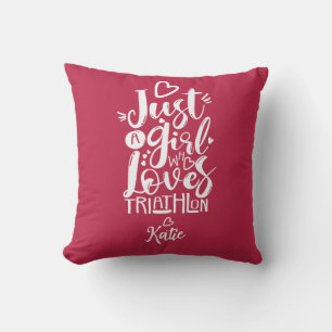 Gewoon Een Meisje Triatlon Witte En Magenta Typogr Kussen