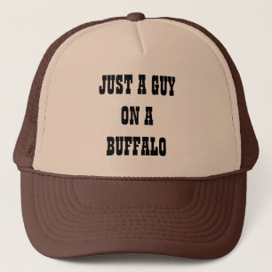 Gewoon een vent op een Buffalo Trucker Pet
