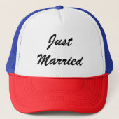 Gewoon getrouwd aangepaste script tekst bruiloft P Trucker Pet (Voorkant)
