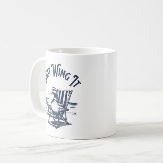 Gewoon Wing It, Duck op een strandstoel Vibes Koffiemok (Voorkant links)