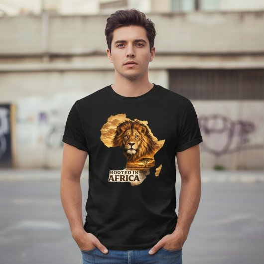 Geworteld in Afrika Leeuw Tri-Blend Shirt