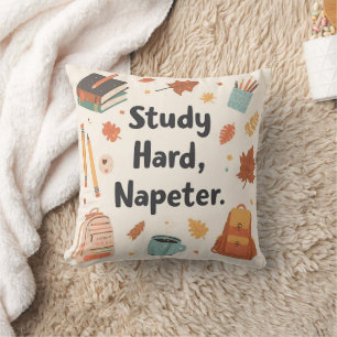 Gezellig Back-to-School Kussen - Studeer Hard, Nap