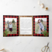 Gezellige chique rode geruite gouden Kerstmis foto Drieluik Uitnodiging (Binnen)