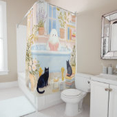 Gezellige geest lezen in bubbelbad met zwarte katt douchegordijn (In situ)