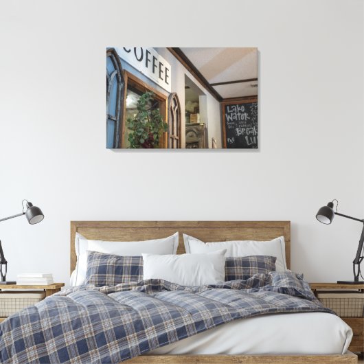 Gezellige hoek Café ingang Canvas Afdruk (Insitu (Slaapkamer))