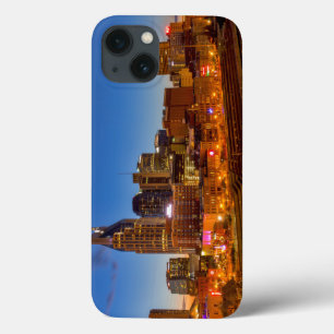 Gezicht op het stadssilhouet bij schemering iPhone 13 hoesje