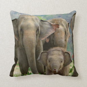 GEZIN VAN ELEPHANTS PILLOW KUSSEN