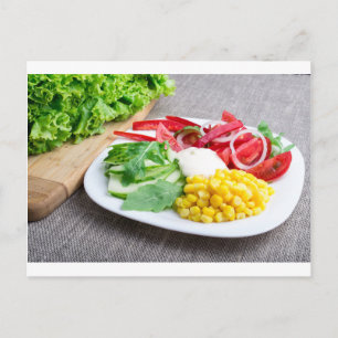 Gezonde schaal gemaakt van natuurlijke ingrediënte briefkaart