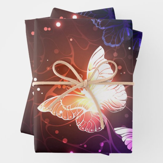 Ggloeiende nachtvlinders inpakpapier vel (In situ)
