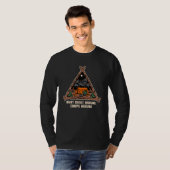 Ghost Around Camps Around Camping Joke Camper Pun T-shirt (Voorkant volledig)