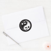 Ghost Yin Yang Black en White Ronde Sticker (Envelop)